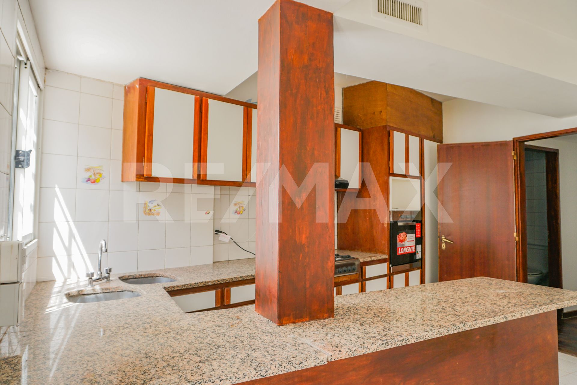 VENTA CASA CON PILETA, B° SANTA GENOVEVA, NEUQUÉN — foto 14