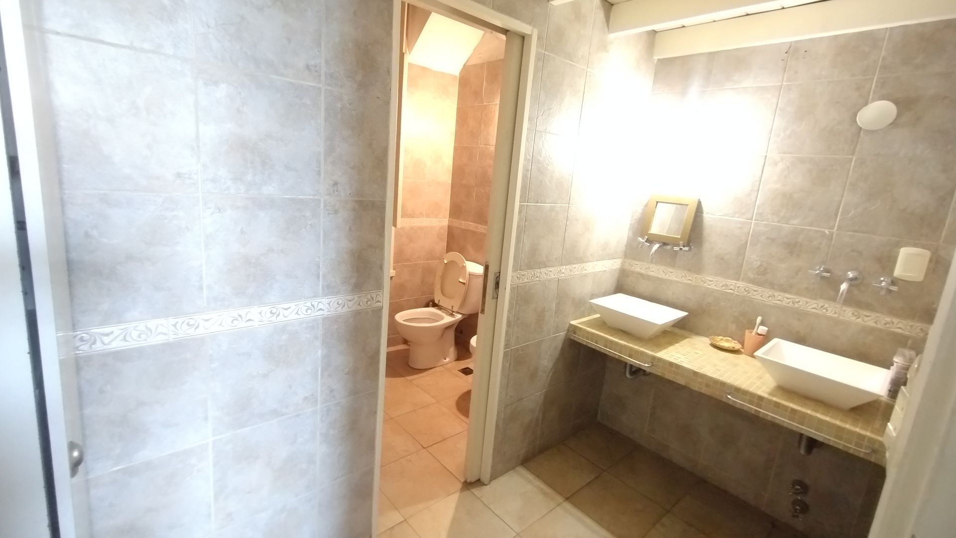 VENTA CASA EN FLORES CON 7 AMBIENTES FONDO LIBRE - 20