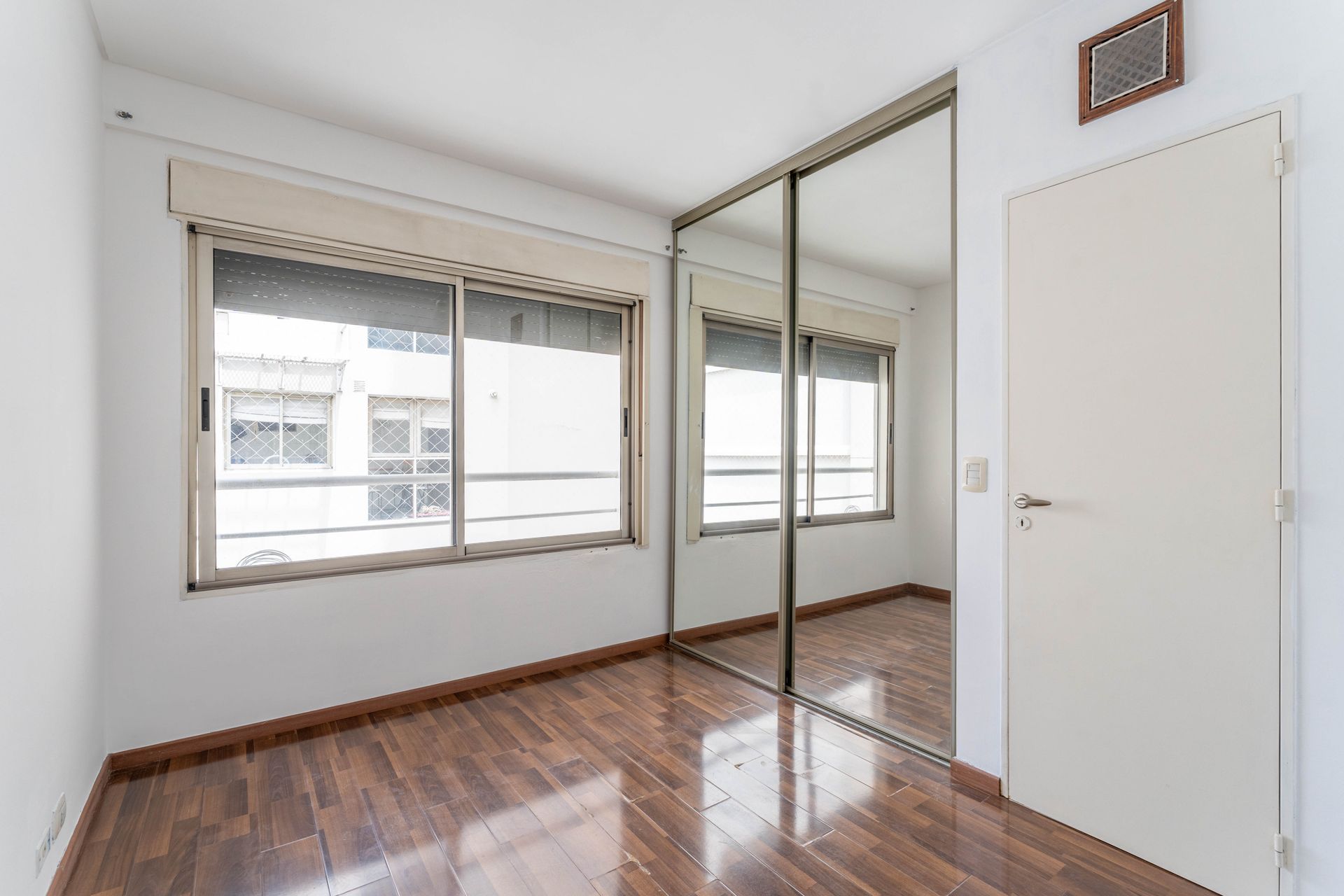 VENTA DEPARTAMENTO 4 AMBIENTES COCHERA CABALLITO - 19