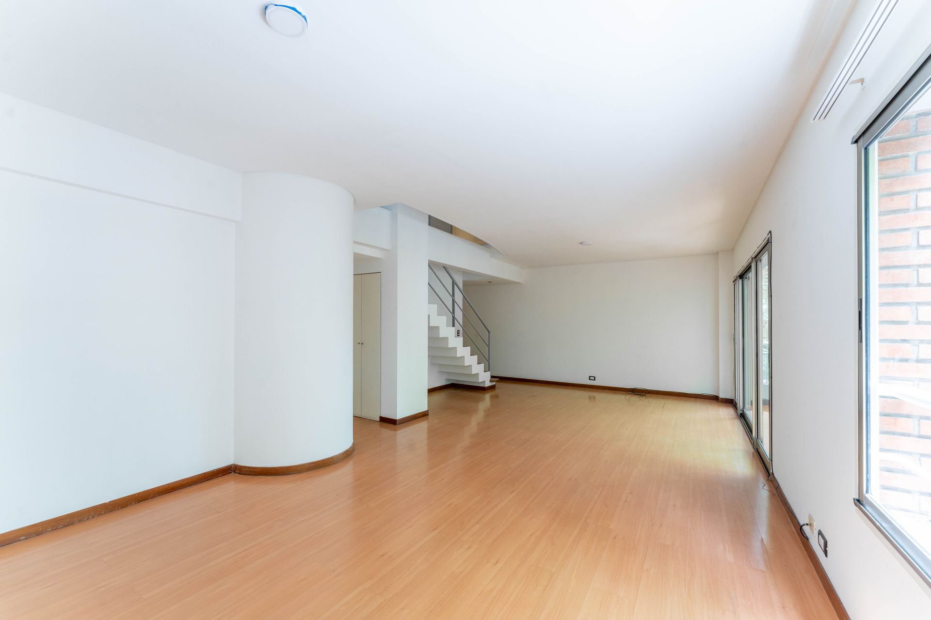 VENTA DEPARTAMENTO 4 AMBIENTES COCHERA CABALLITO - 6