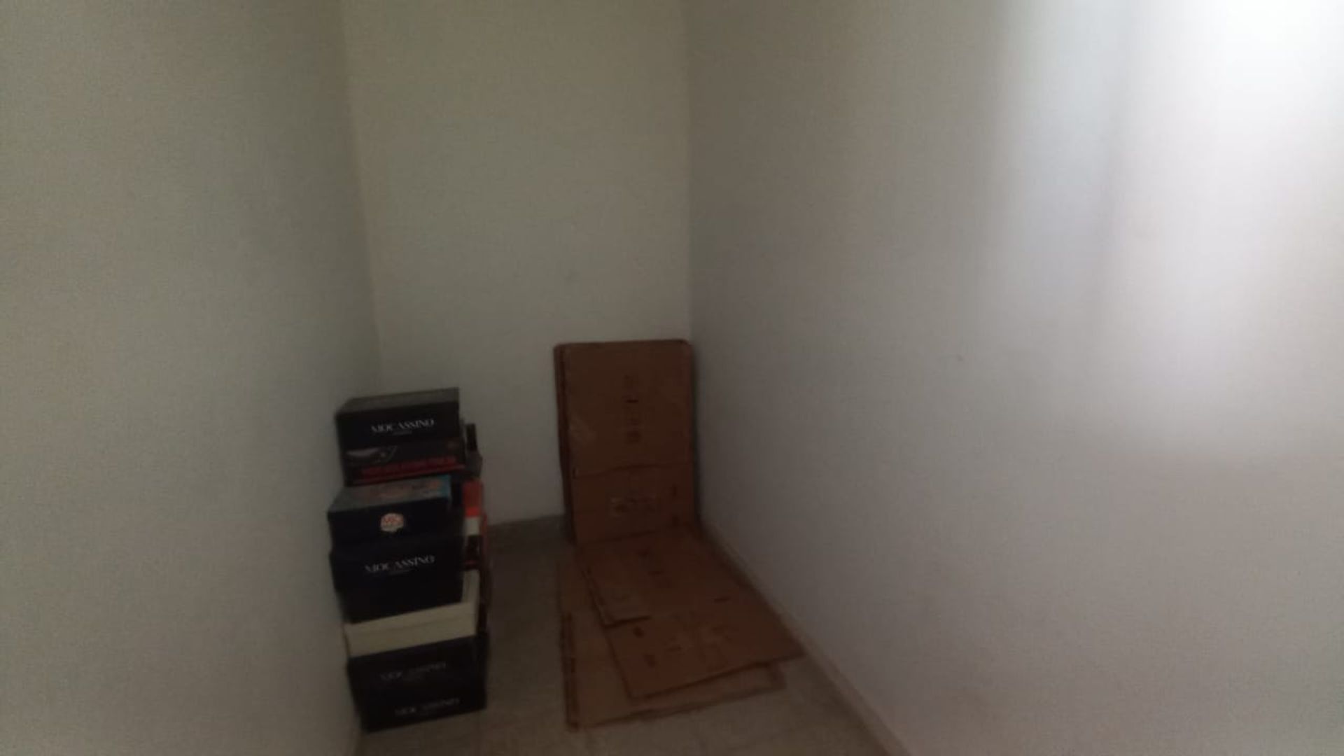 ALQUILER SALON COMERCIAL - 1* PISO. MICROCENTRO. - 5