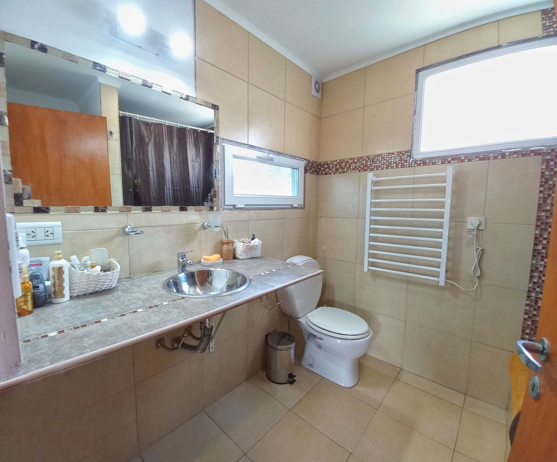 Casa a la venta en Barrio Reina Mora - 18
