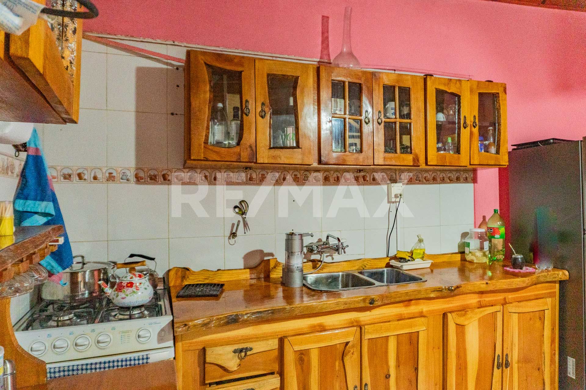 CASA CON DPTO Y MONOAMBIENTE EN VENTA - 11