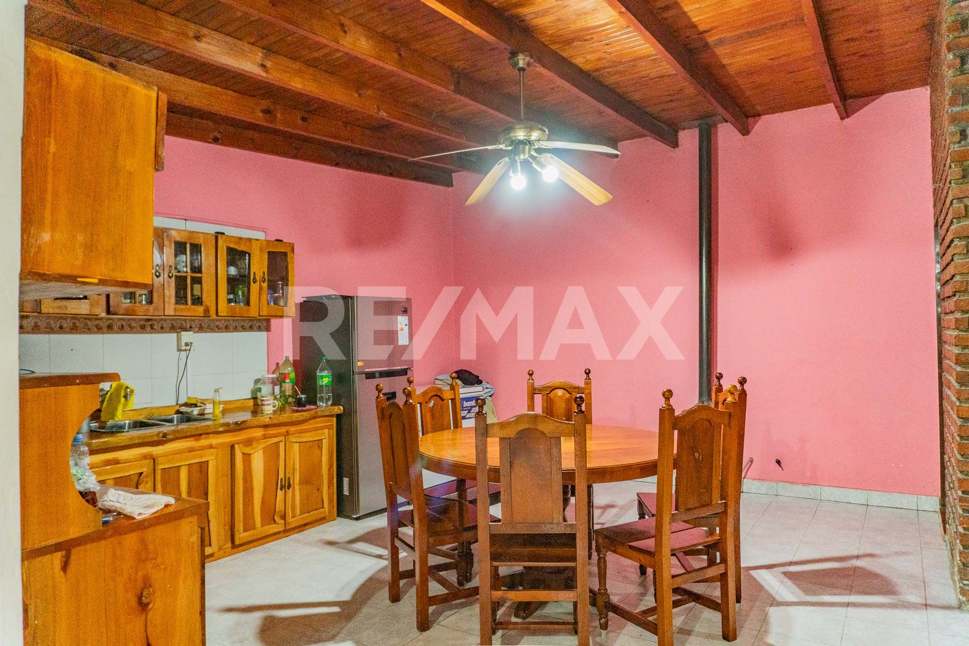 CASA CON DPTO Y MONOAMBIENTE EN VENTA - 9