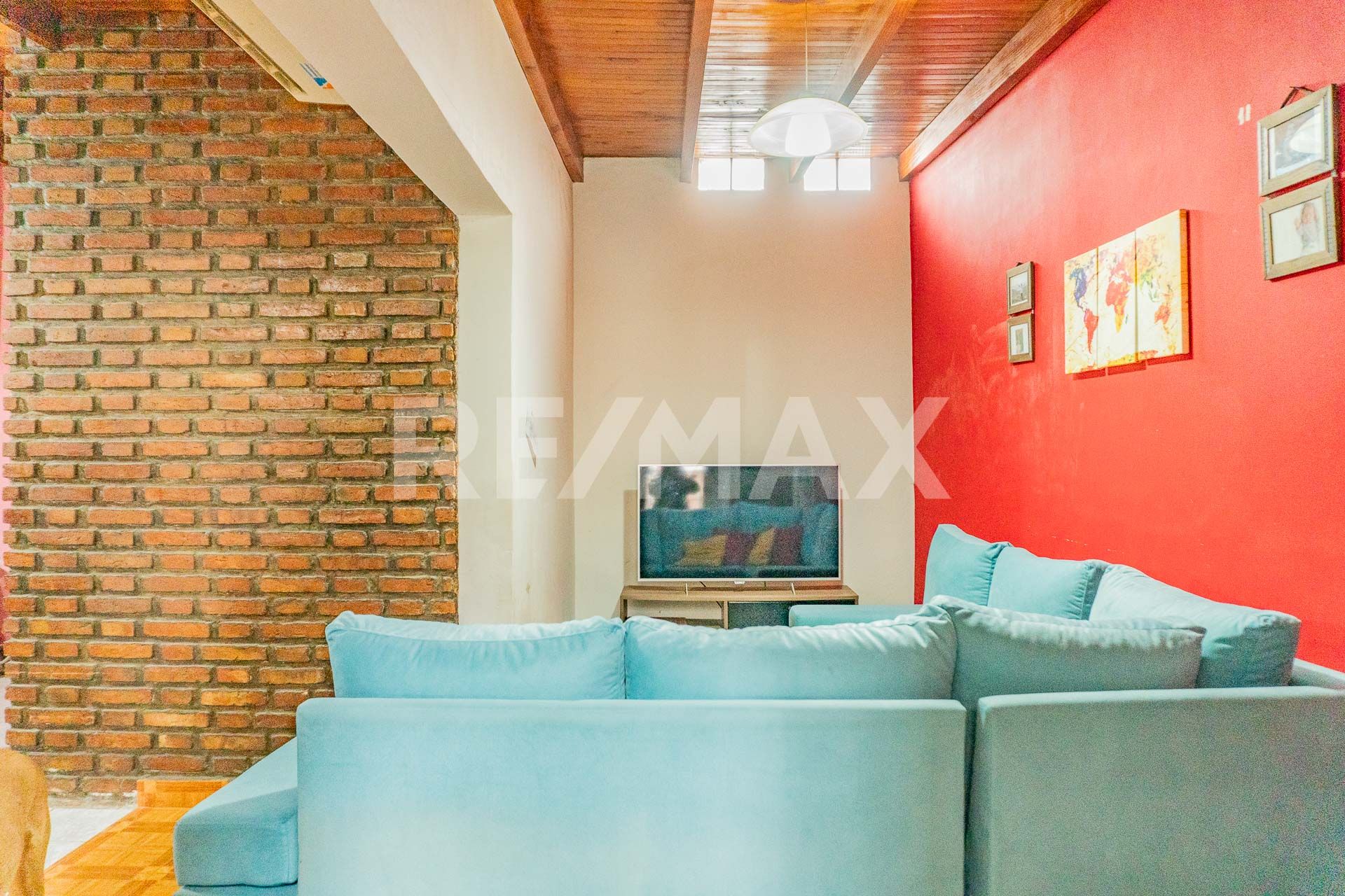 CASA CON DPTO Y MONOAMBIENTE EN VENTA - 6