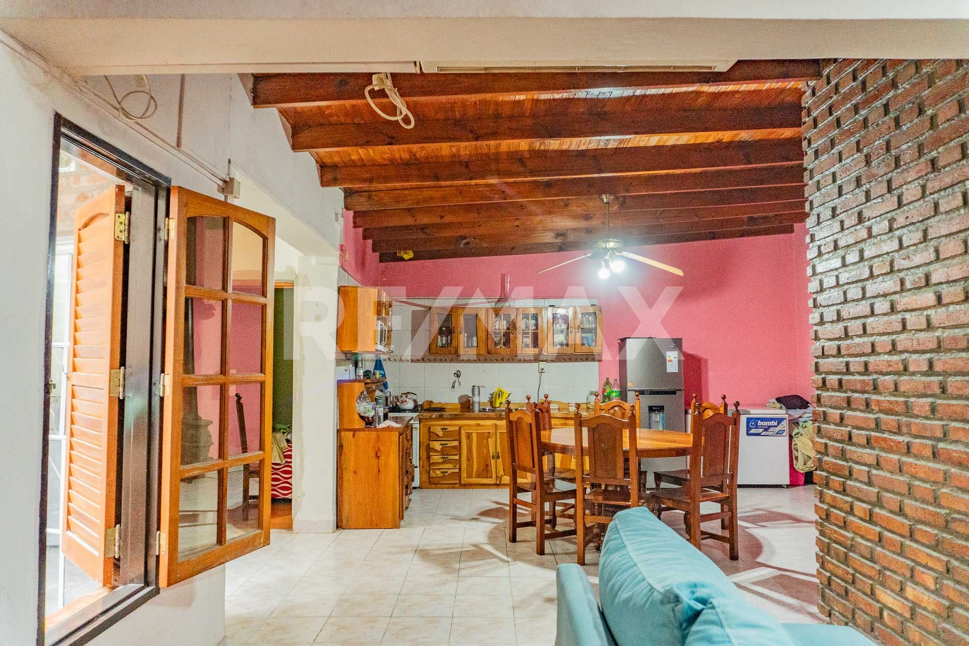 CASA CON DPTO Y MONOAMBIENTE EN VENTA - 4
