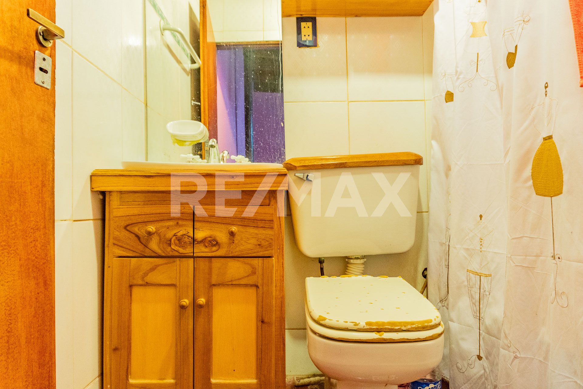 CASA CON DPTO Y MONOAMBIENTE EN VENTA - 7