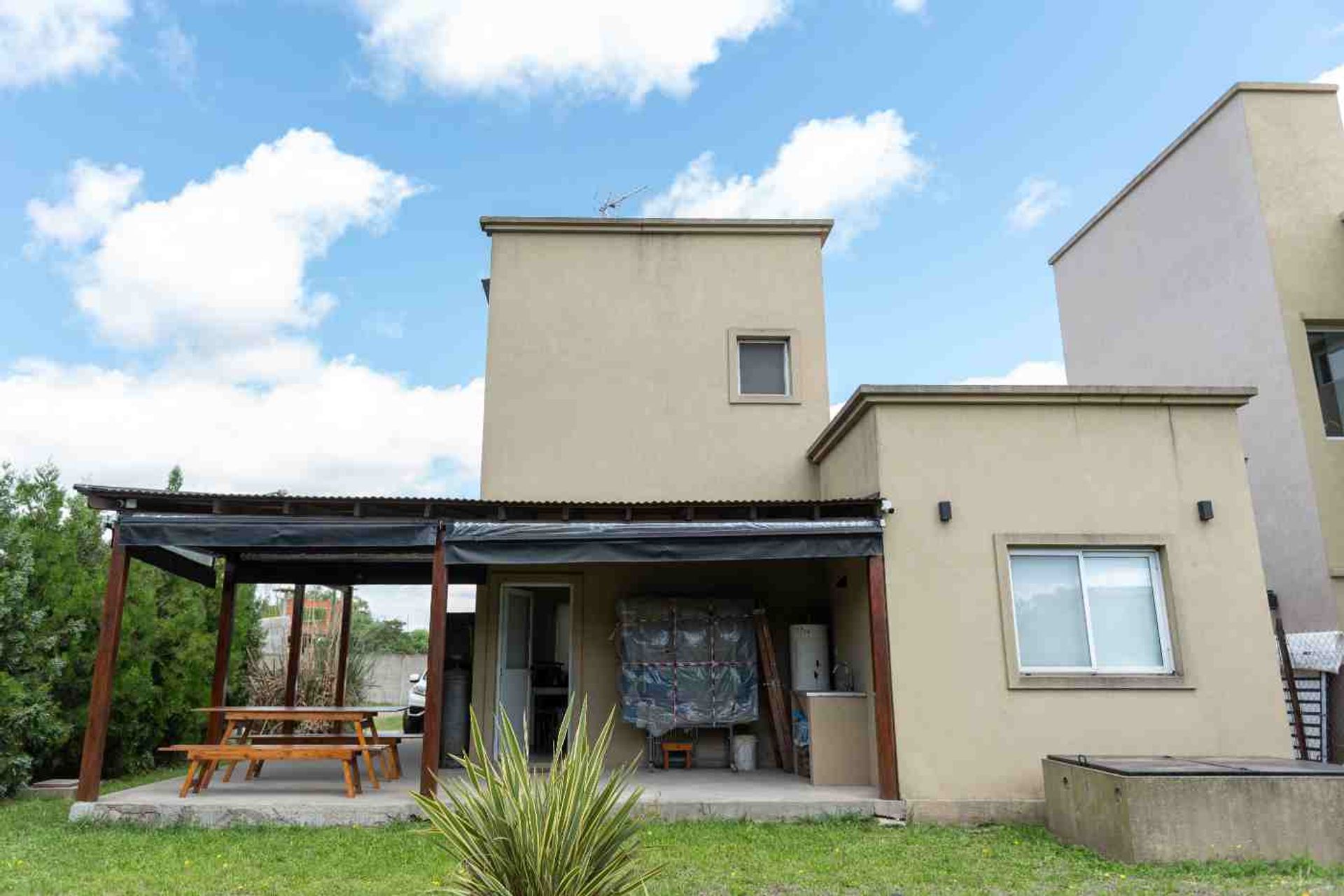 CASA 4 AMB EN LAGUNA AZUL EZEIZA APTO CREDITO - 3