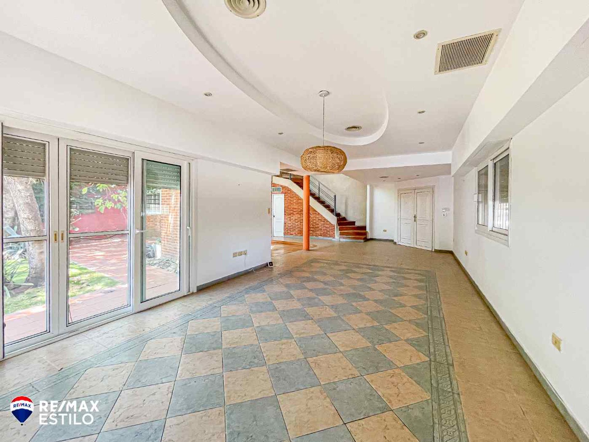 CASA EN VENTA RINGUELET LA PLATA - 2