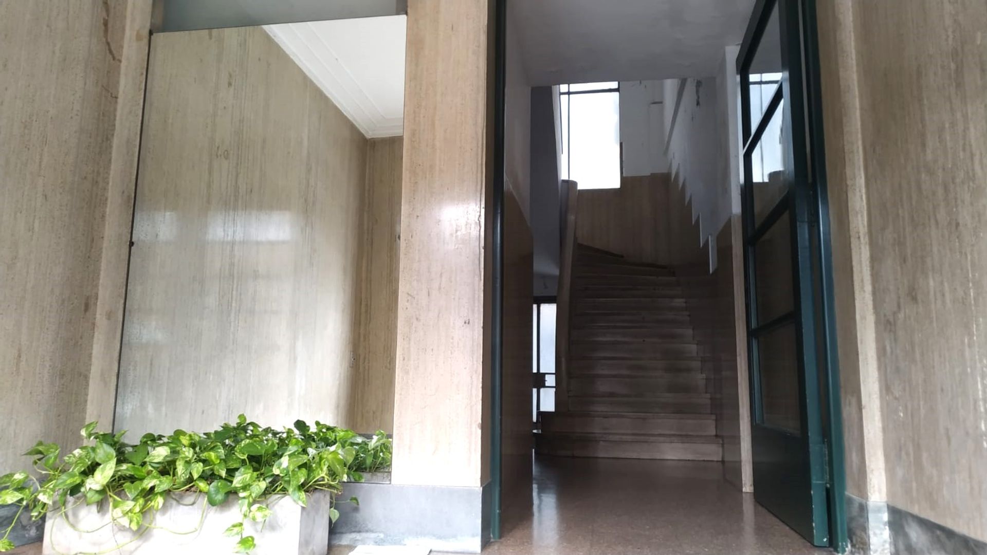 Venta departamento 2 ambientes San Crist&oacute;bal patio - 15