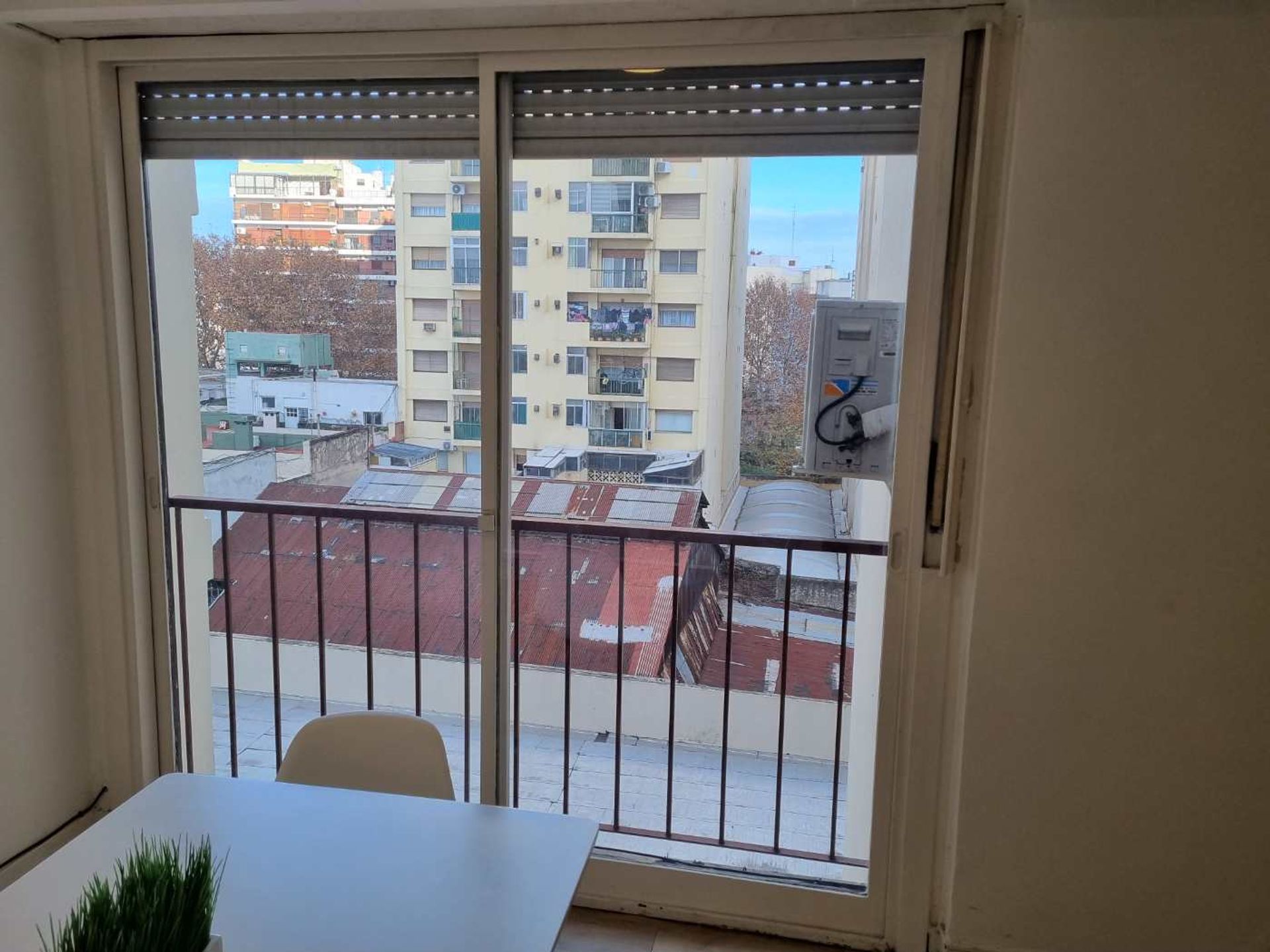 VENTA DEPARTAMENTO 2 AMBIENTES BAULERA Y COCHERA - 4