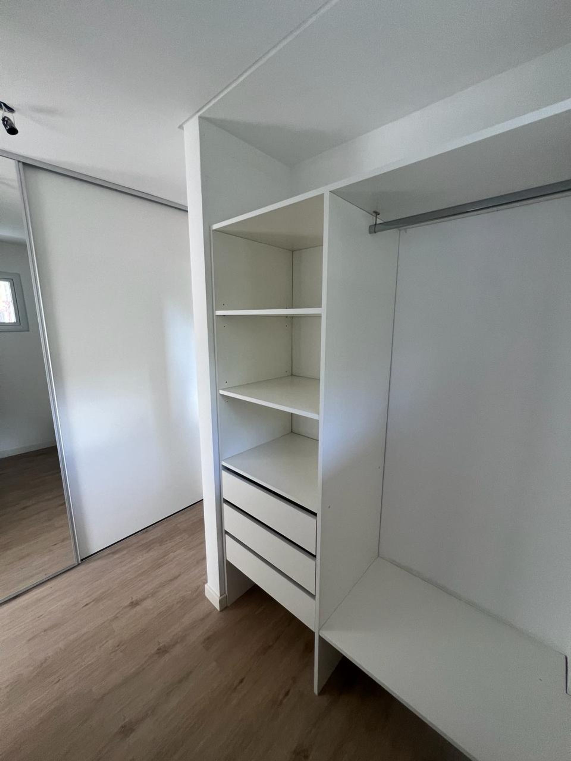 DEPARTAMENTO 4 AMBIENTES EN VENTA EN ITUZAINGO - 11