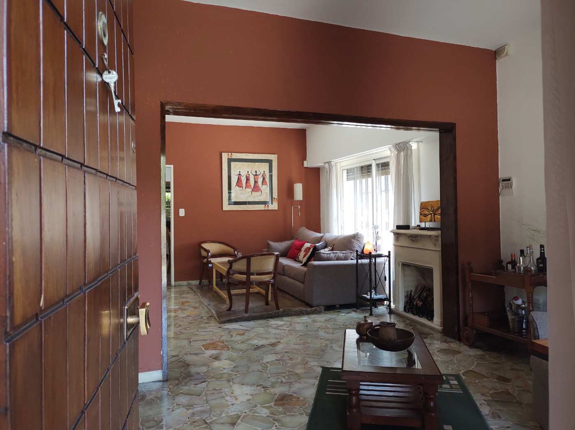 Venta Casa 5 Amb, con quincho y jard&iacute;n - Haedo - 4