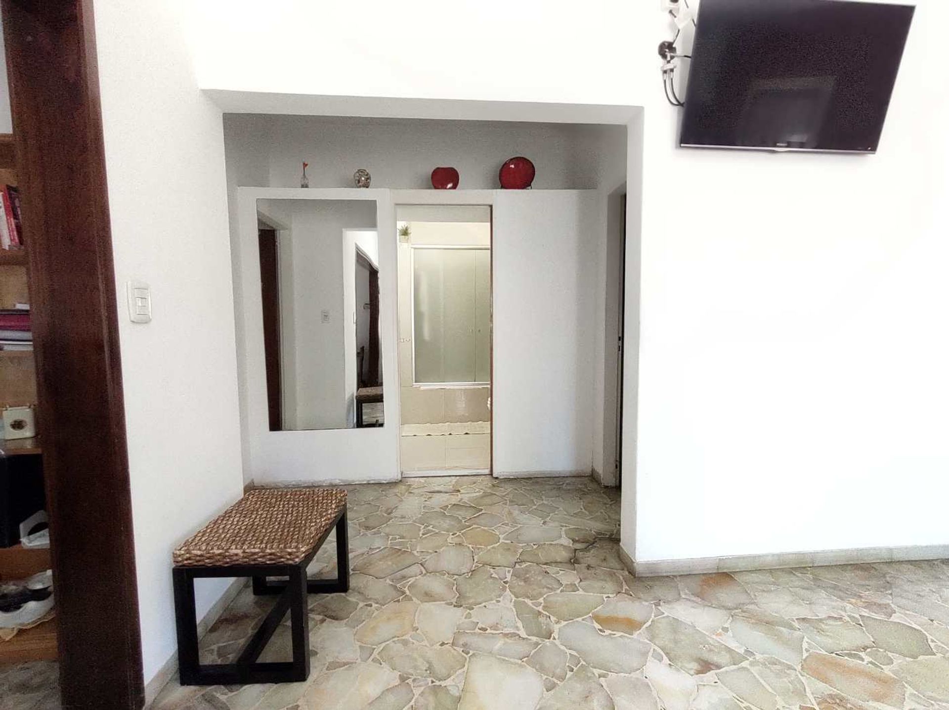 Venta Casa 5 Amb, con quincho y jard&iacute;n - Haedo - 7