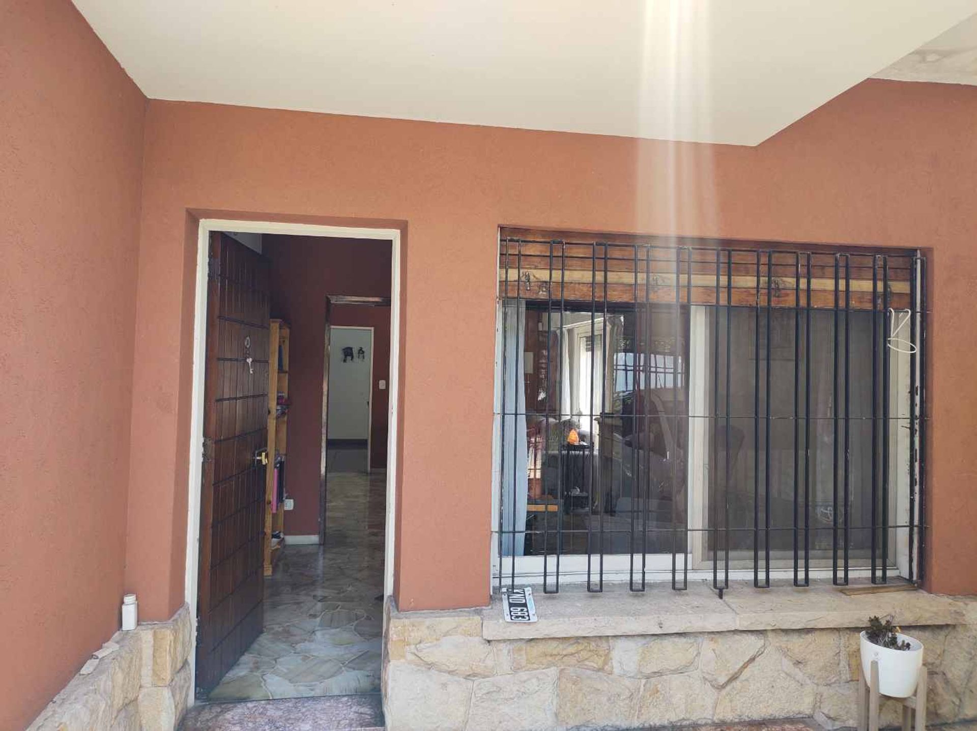 Venta Casa 5 Amb, con quincho y jard&iacute;n - Haedo - 3