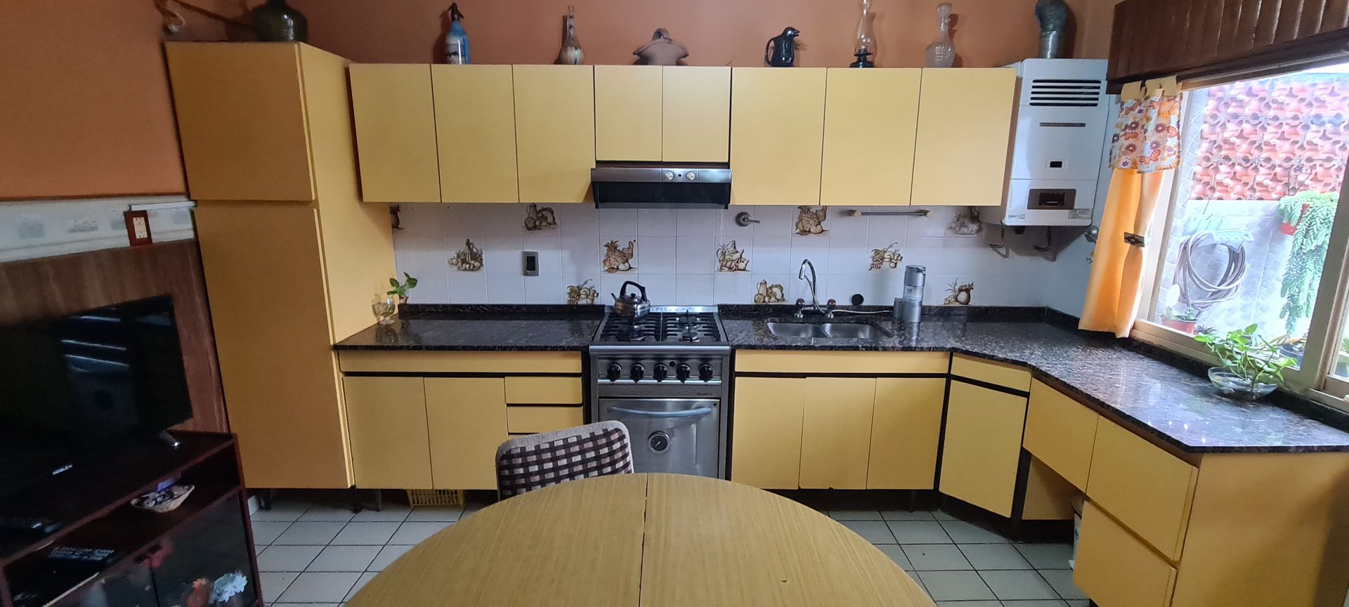 VENTA CASA TIPO PH 3 AMBIENTES LANUS - 2